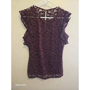White House Black Market Lace Shell Top Womens 6 Burgundy NWT Flutter Sleeve